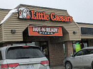 Little Caesars Pizza outside