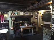 Ye Olde Whyte Harte inside