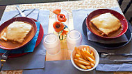 La Folie De La Francesinha food