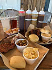 Smokin' Pig Bbq Of Anderson (hwy 81) food