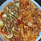 Memphis Pizza Cafe food