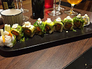 Sushi Couronne food