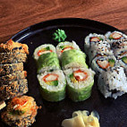 Okko Sushi Sausset-les-pins food