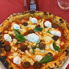 Pizza Napoletana food