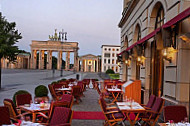 Lorenz Adlon Esszimmer (im Adlon Kempinski Berlin) food