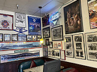 Guido's Chicago Meats Deli inside