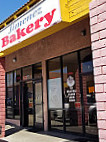 Jimenez Bakery outside