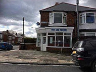 Park Lane Fish Shop outside