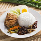 Nasi Putih Ayam Belada food