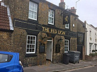 The Red Lion outside