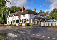 White Lion Inn outside