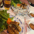 Le Restaurant Le Mekong food