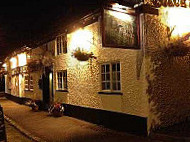 Coach And Horses outside