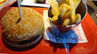 Red Robin Gourmet Burgers And Brews food