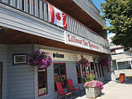 Lillooet Inn Restaurant outside