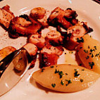 Restaurant Hubert food