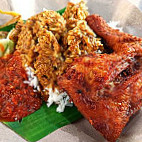 Awal Nasi Kukus food