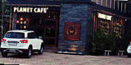 Planet Cafe outside