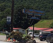 Smokey Mountain Diner outside