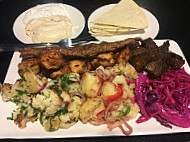 Adanos Grill food