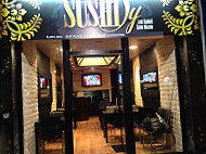 Sushi Sy inside