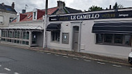 Le Camillo outside