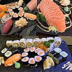 Tokio Sushi food