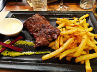 Grill Saint Laurent Ste Nelle food