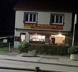 Le Picardie outside