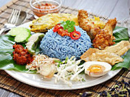 Kedai Makan Nasi Kerabu Kak Tie food