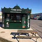 Le Kiosque à Pizzas outside