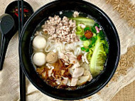 Xìng Jì Bào Yú Guǒ Tiáo Tāng (wang Street Kopitiam) food