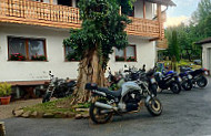 Landgasthof Oberschnorrhof outside