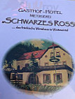 Schwarzes Ross outside