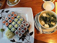 Mai Ly Sushi + Wok-Restaurant food