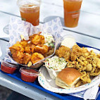 Bob's Clam Hut food