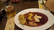 Wirtshaus Leo food