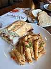 La Madeleine food