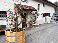 Gasthaus zum Löwen outside