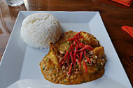 River Thai Cafe Restaurant food