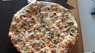 Filipone Pizza food