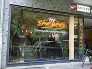 Safran outside