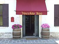 Trattoria Vecchio 800 inside