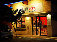 Déli'pizz outside