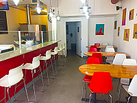 Avatara Pizza inside