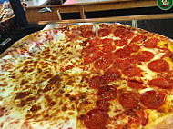 Flying Pie Pizzeria food