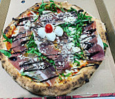 Pizza Piccola Italia food