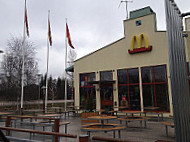 Mcdonald's outside