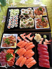 Kana Sushi food