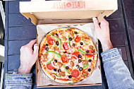 Blaze Pizza food